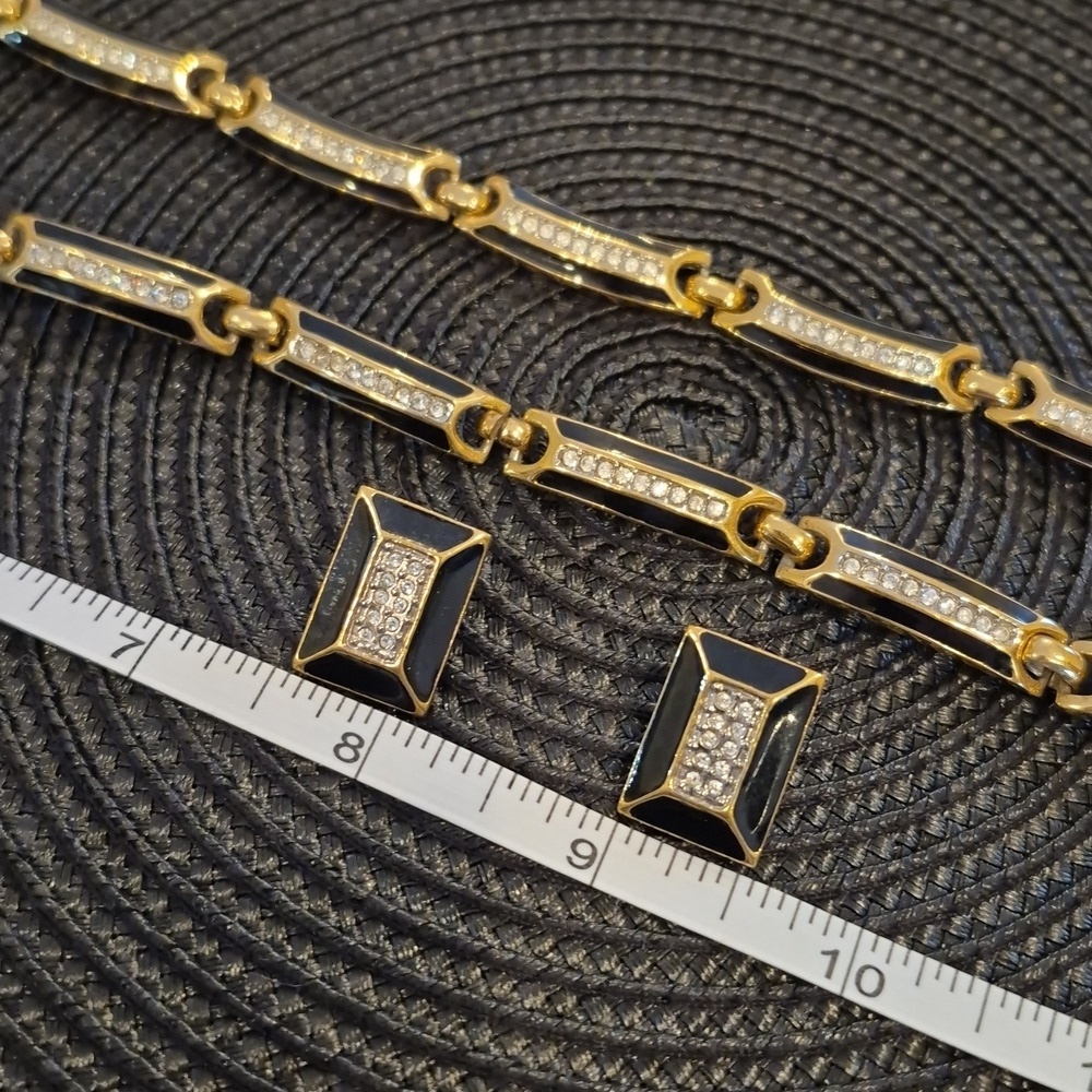 BUTLER FIFTH AVENUE COLLECTION Vintage Jewelry Set, Necklace, Bracelet, Earrings - Picture 16 of 16
